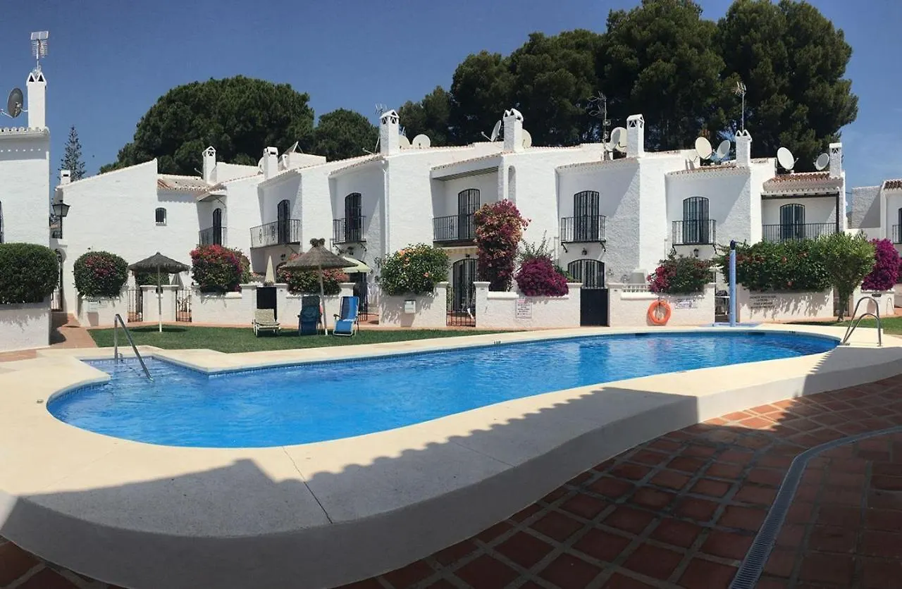 Vila Pinos 22 Menyber Nerja